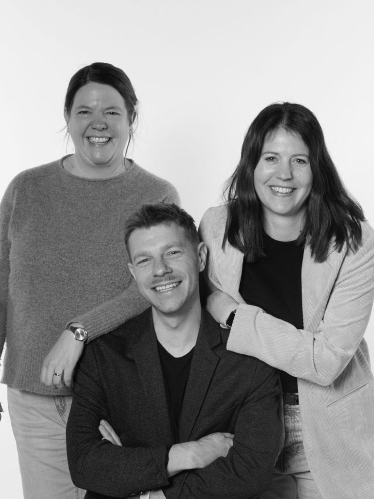 Dr. Christa Koentges, Dr. Ismene Ditrich und ich sind zusammen "Jung und Freudlos"